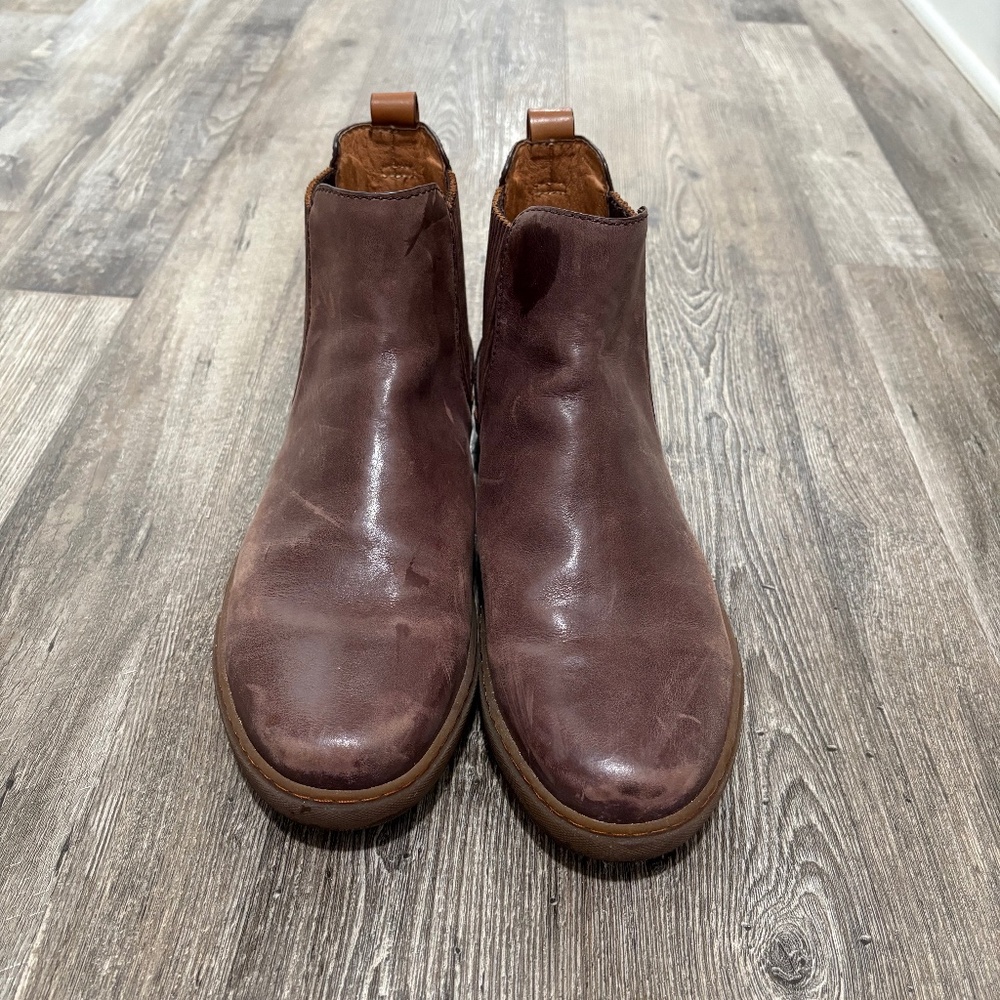 Gentle Souls Nyle Chelsea Boot (Kenneth Cole)